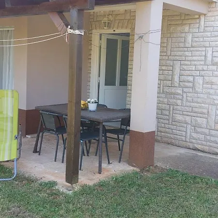 Apartment Gagulic Fazana